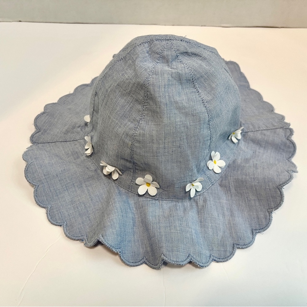 Baby Boden Blue Sun Hat with Daisy Accents 2-4y